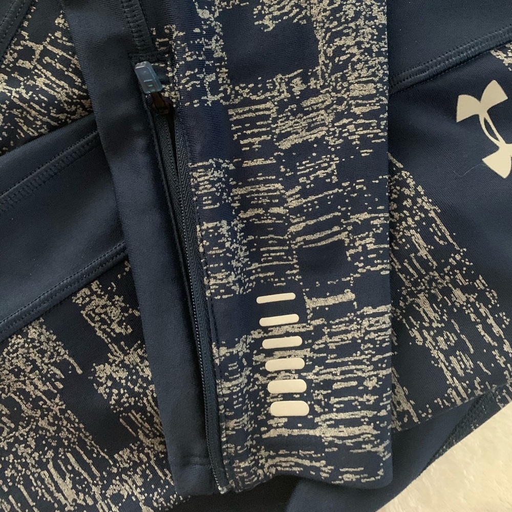 Reflective Under Armor Compression Workout Pants - image 7